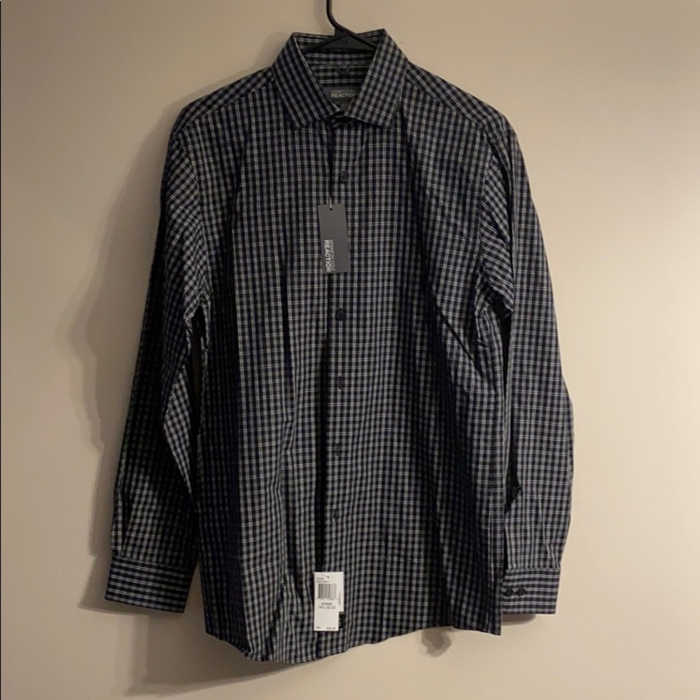 A Jet Black Kenneth Cole Reaction Dress Shirt
